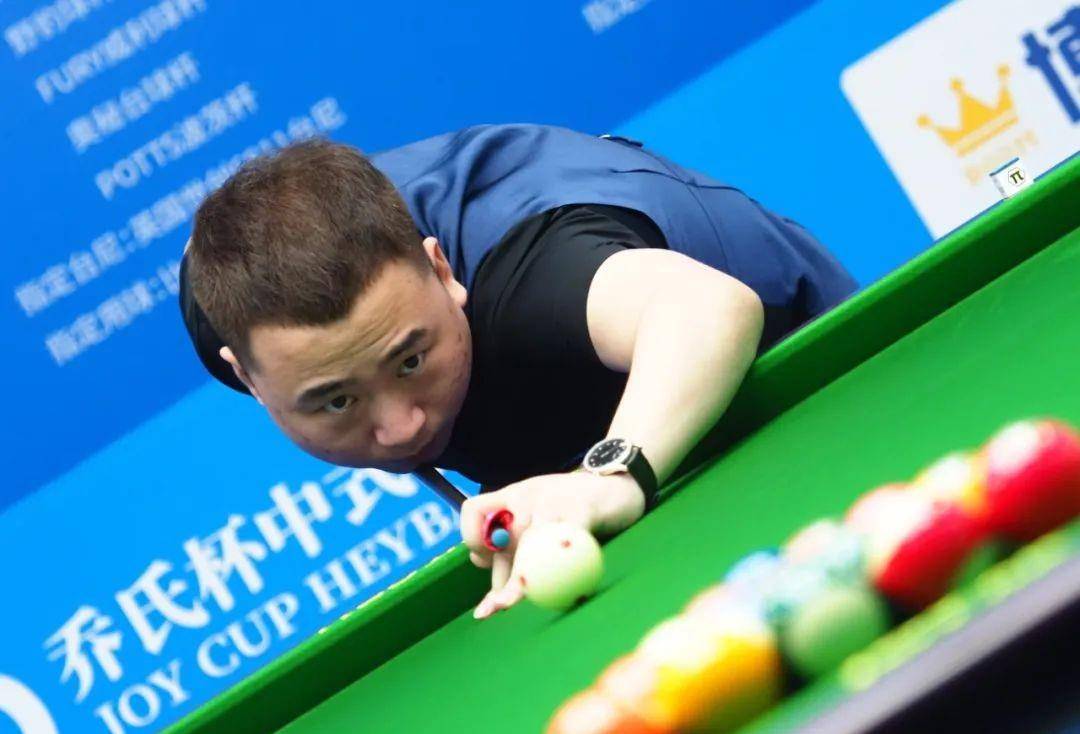 情包围中 情包围中